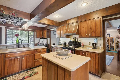 17425 Pencross Dr, Granger, IN 46530 photo 9