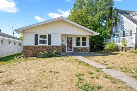 4940 Buell Dr, Fort Wayne, IN 46807