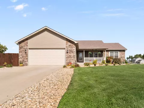 2640 E Sage Dr, Warsaw, IN 46582