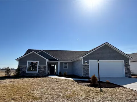 1194 Zenos Blvd, Fort Wayne, IN 46818