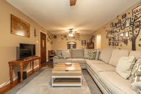8101 W Hendricks Rd, Bloomington, IN 47403 photo 4