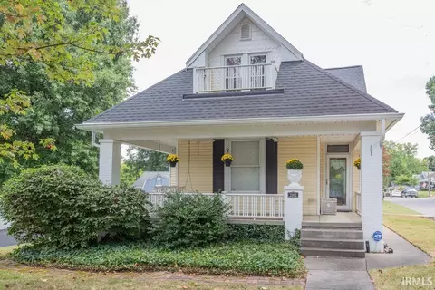 2001 Harmony Way, Evansville, IN 47720