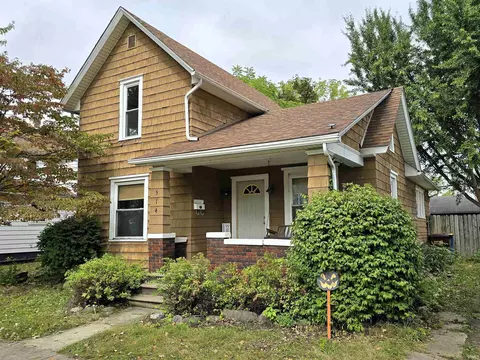 514 E 9th St, Auburn, IN 46706 photo 1