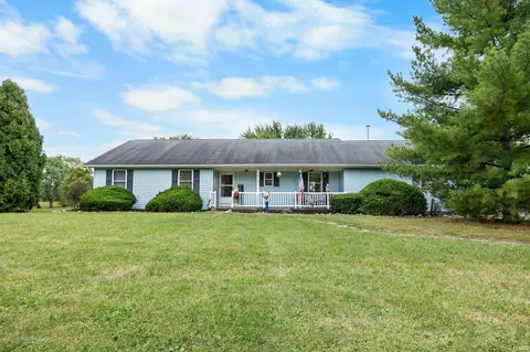 1815 E County Road 250 Rd, Frankfort, IN 46041