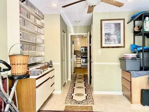 906 E Commons Dr, Bloomington, IN 47401 photo 10