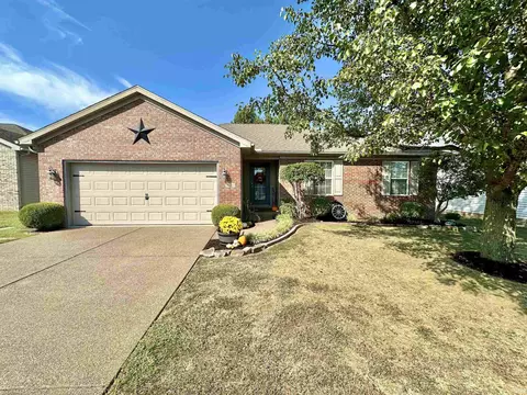 4514 Rathbone Dr, Evansville, IN 47725