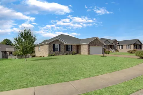1306 Arborfield Dr, Evansville, IN 47725