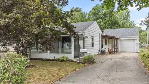 701 Glazier Ave, Fort Wayne, IN 46805