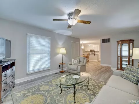 731 E Waterloo Ct, Bloomington, IN 47401 photo 6