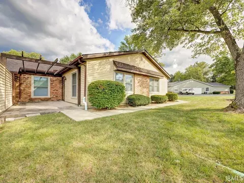 731 E Waterloo Ct, Bloomington, IN 47401 photo 1