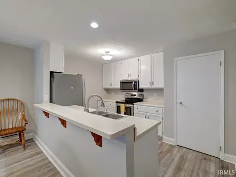 731 E Waterloo Ct, Bloomington, IN 47401 photo 13