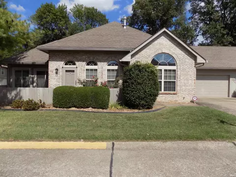8100 River Park Way, Evansville, IN 47715