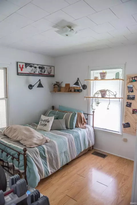 815 E Walnut St, Greentown, IN 46936 photo 19