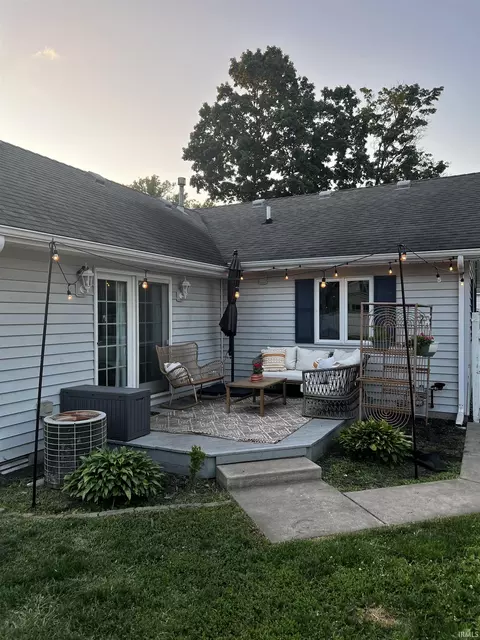 209 W Second St, Fairmount, IN 46928 photo 14