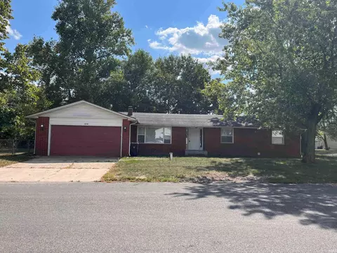 1515 Tippecanoe Dr, Warsaw, IN 46580