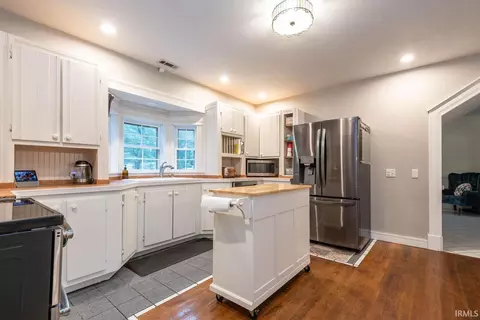 5798 E Robinson Rd, Bloomington, IN 47408 photo 9