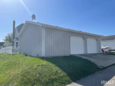 386 E 5th St, Peru, IN 46970 photo 9
