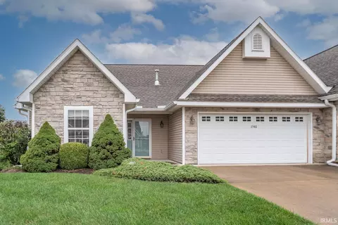 1540 S Arbor Ridge Ct, Bloomington, IN 47403