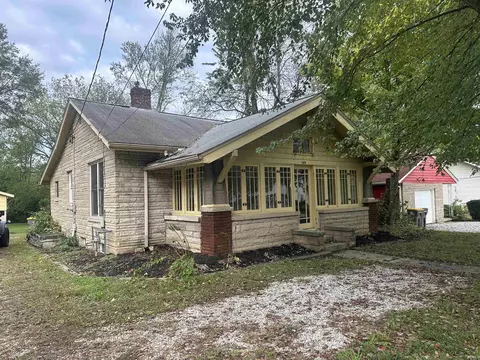 1419 N Kinser Pike, Bloomington, IN 47404