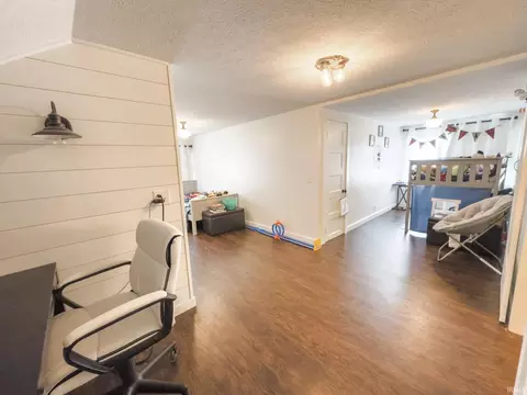 702 E Main St, Greentown, IN 46936 photo 32