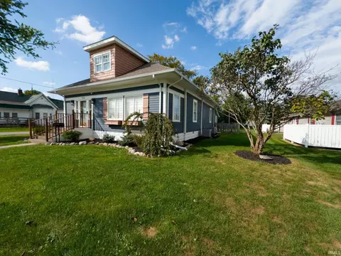 702 E Main St, Greentown, IN 46936 photo 3