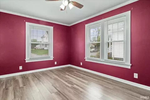 634 E State St, Princeton, IN 47670 photo 9