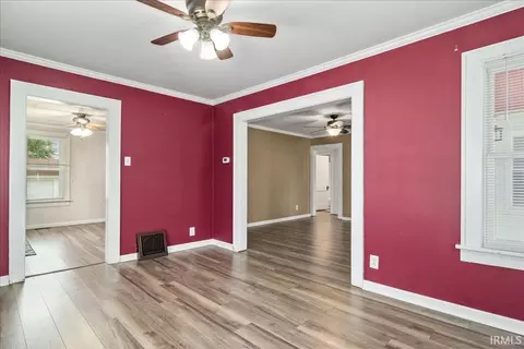 634 E State St, Princeton, IN 47670 photo 11