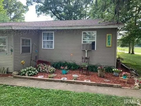 2983 N Murphy Ln, Warsaw, IN 46582