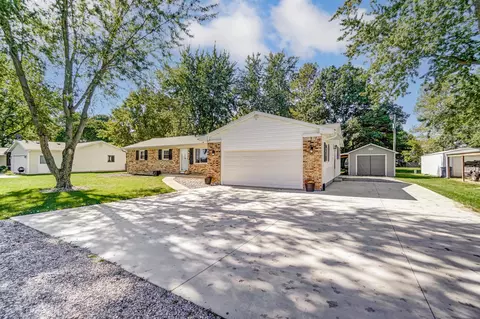10202 N State Road 1 Hwy, Ossian, IN 46777
