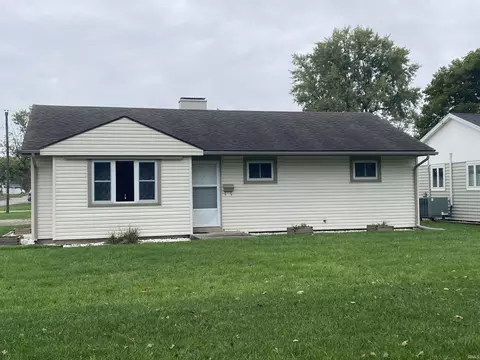 701 Heaston St, Winchester, IN 47394