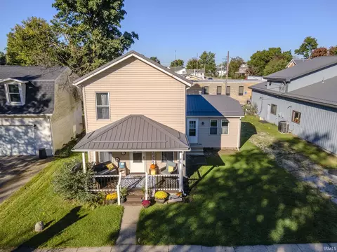 416 Fourth St, Howe, IN 46746 photo 2