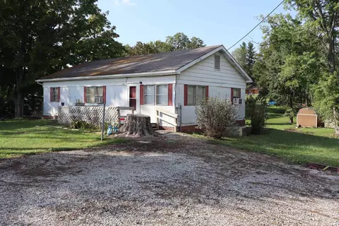807 E Beardsley St, Winslow, IN 47598