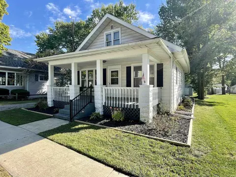 801 Lake Avenue Ave, Plymouth, IN 46563