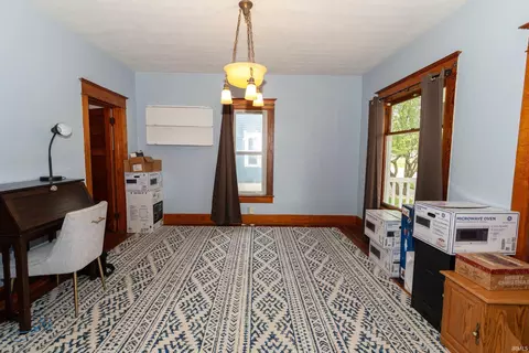 357 W 15th St, Auburn, IN 46706 photo 9
