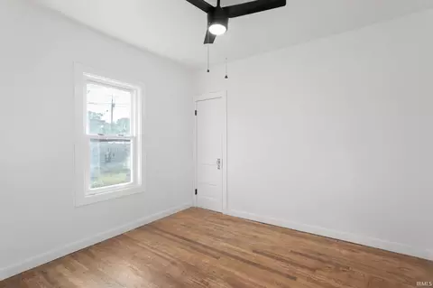 902 Ewing Ave, South Bend, IN 46613 photo 9