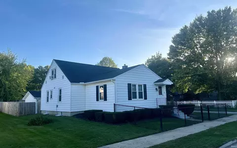 609 E Jackson St, Flora, IN 46929 photo 2