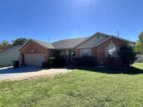 4718 Deer Run Ct, Evansville, IN 47712