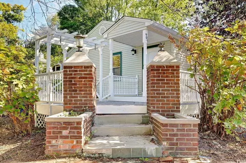 901 S Lincoln St, Bloomington, IN 47401