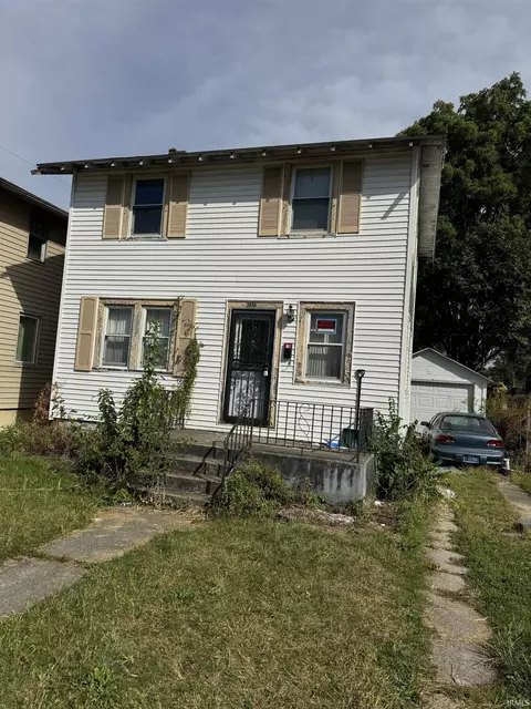 3535 Smith St, Fort Wayne, IN 46806