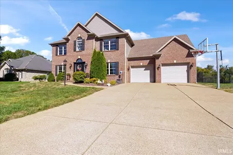 2828 Thornhill Dr, Evansville, IN 47725