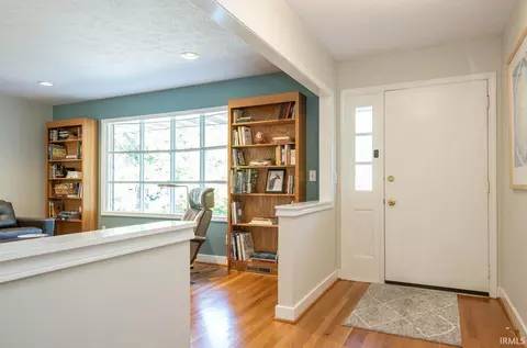 4324 E Beacon Ct, Bloomington, IN 47408 photo 4