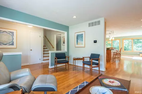4324 E Beacon Ct, Bloomington, IN 47408 photo 6