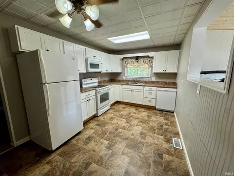 311 S Ohio St, Hazleton, IN 47640 photo 11