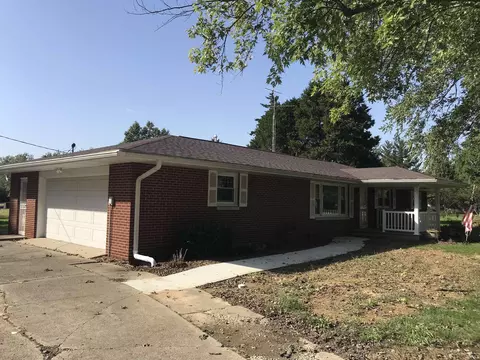 10207 Perry Blvd, Sumner, IL 62466 photo 2
