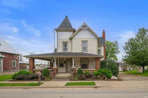 305 S Main St, Farmland, IN 47340