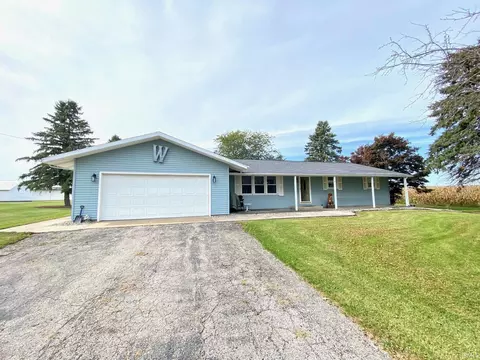 4820 N 1100 E, Howe, IN 46746 photo 1
