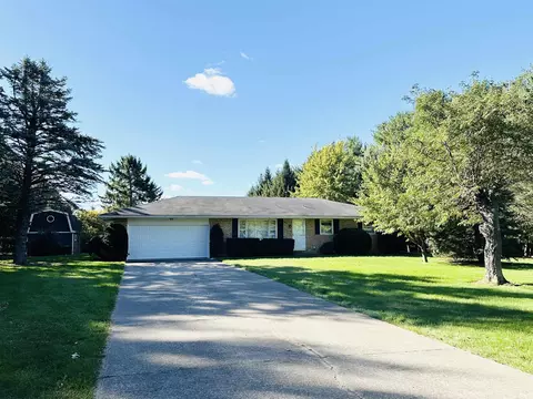 25602 Layton Rd, North Liberty, IN 46554