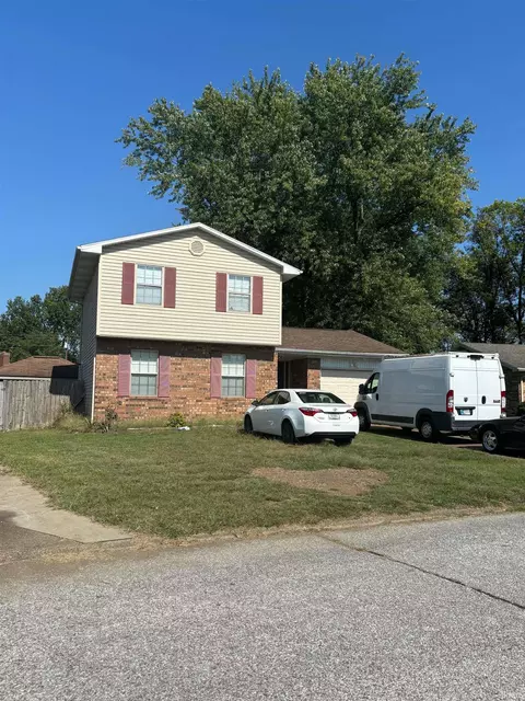6712 E Mulberry St, Evansville, IN 47715