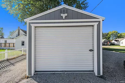 210 W Section St, Claypool, IN 46510 photo 12
