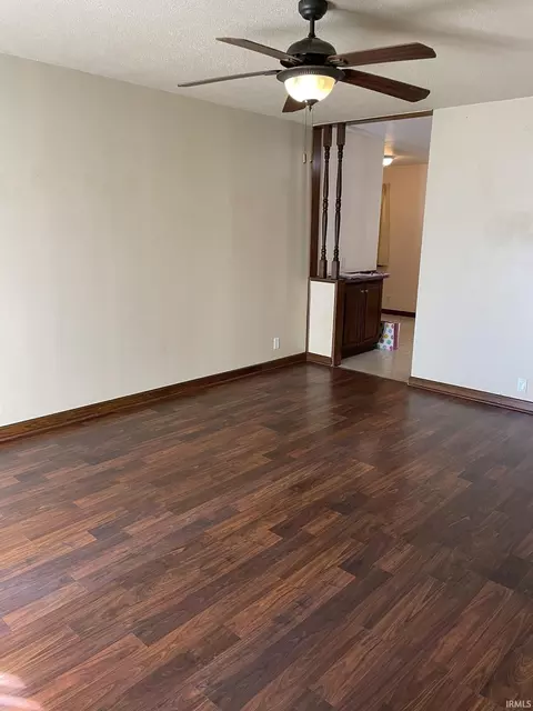 724 E 15th St, Jasper, IN 47546 photo 3